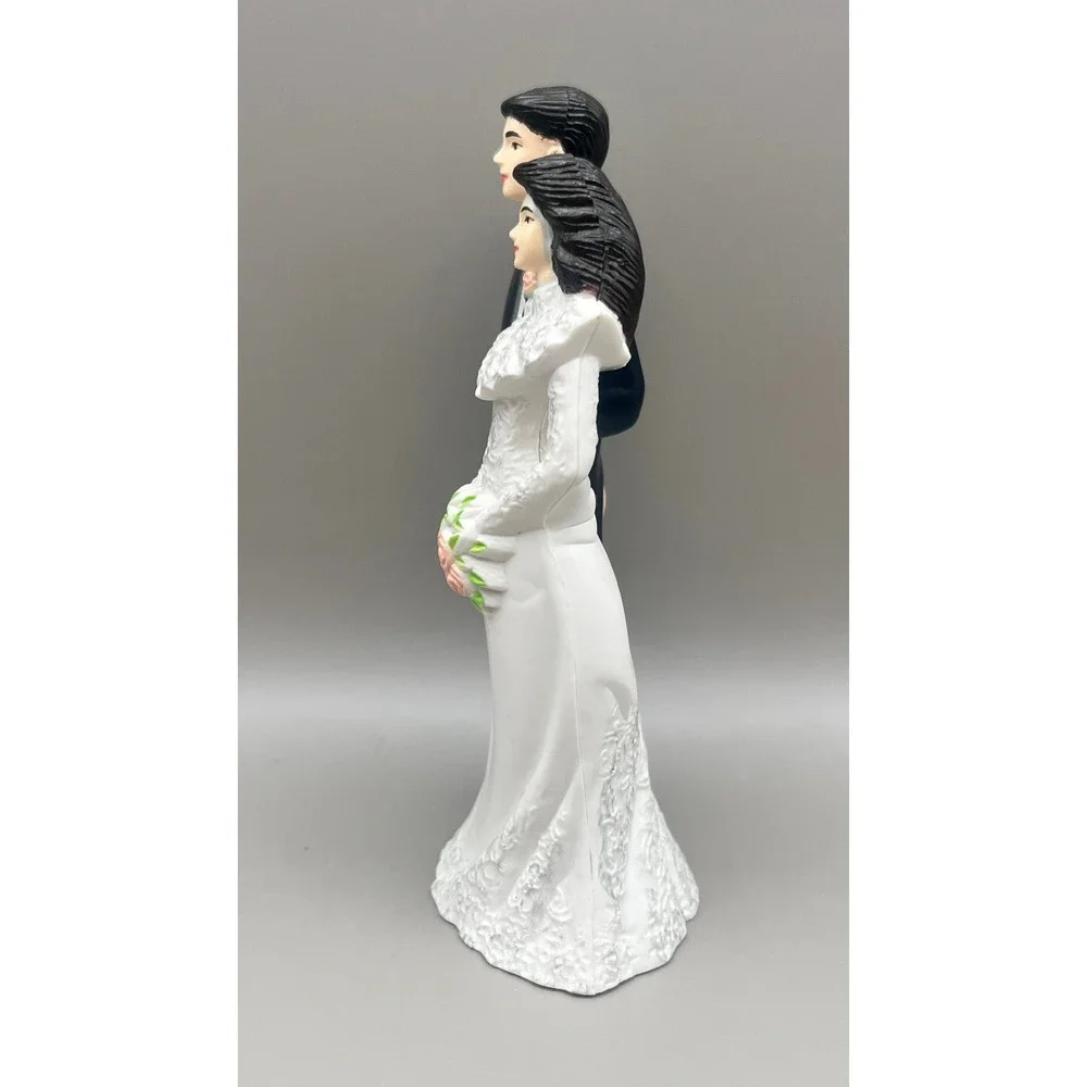 Funny Mooning Wedding Cake Topper Bride Groom Gag Cutouts Quirky Unique 4.5